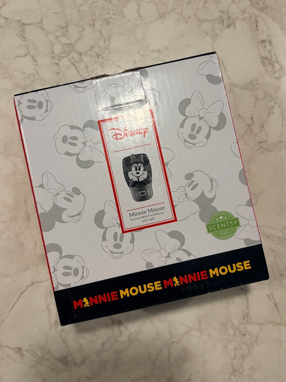 Scentsy Minnie Mouse Wall Plug NIB